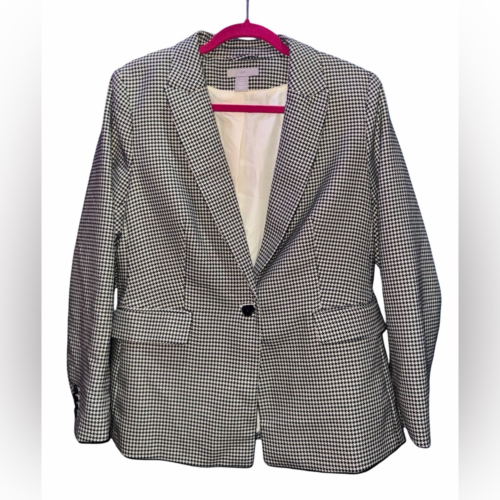 H&M Black and White Houndstooth Blazer